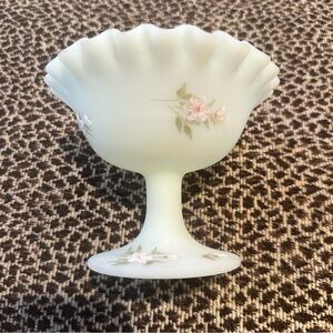 Vintage Fenton Hand Painted Daisy Pedestal Bowl Signed